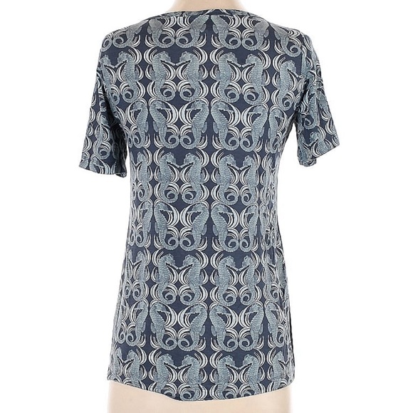 NWT • Kate Quinn Bamboo Women’s snap Henley tee in seahorse print • XS - Picture 2 of 2